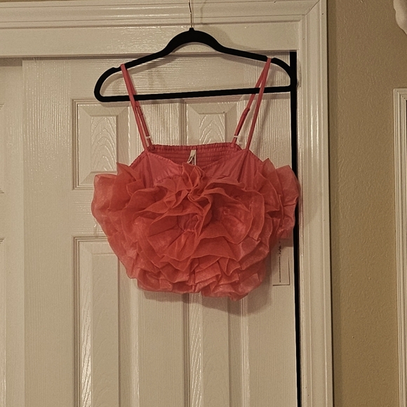 Pink flower crop top - Picture 2 of 2